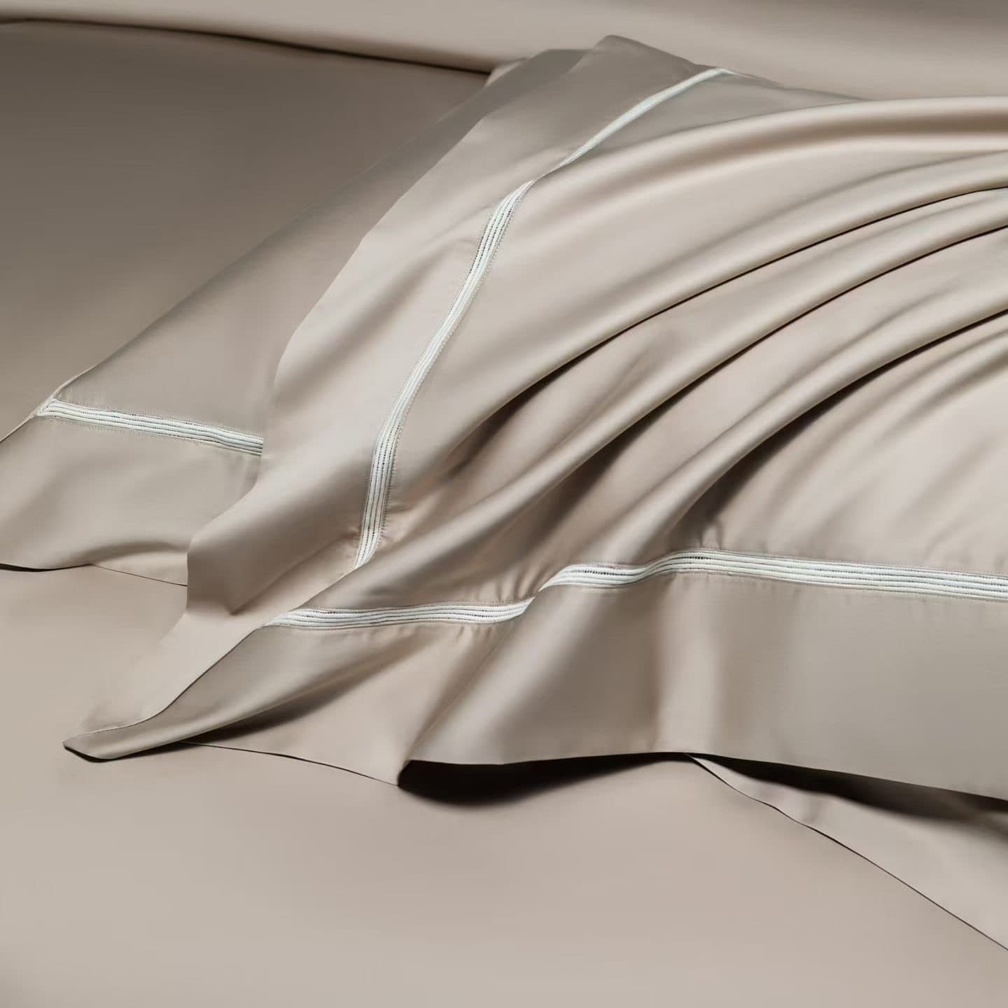 Bed Linen collection by ZIHUI Hotel Linen