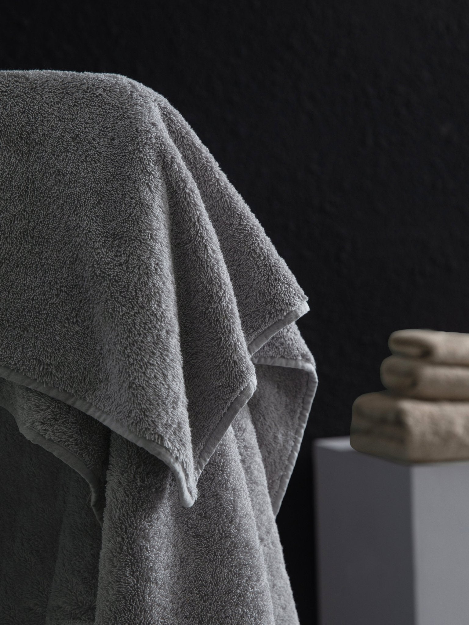 Premium Vidour Commercial Towel & Bath Linen Collection | 100% Ring-Spun Cotton - Wholesale Hotel Linen Manufacturer - My Store